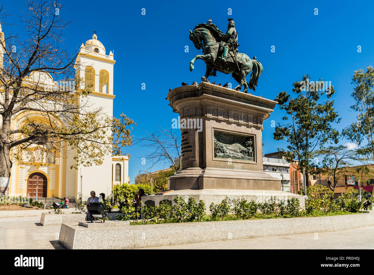 Una vista della statua di Barrios, in San Salvador El Salvador, America Centrale Foto Stock