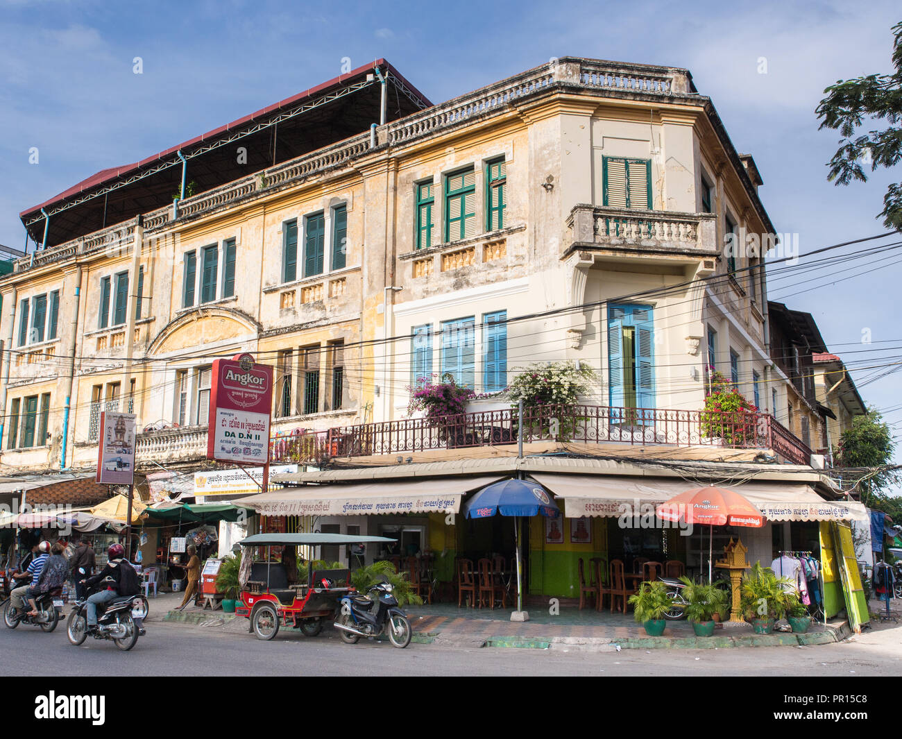 Un edificio in vecchio Quartiere Francese dall'ufficio postale, Phnom Penh, Cambogia, Indocina, Asia sud-orientale, Asia Foto Stock