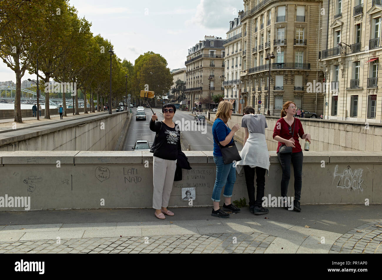 Pont de l'Alma in tunnel di Parigi, Francia. Sono stati Diana, Principessa del Galles è stato coinvolto in un fatale incidente d'auto. Foto Stock