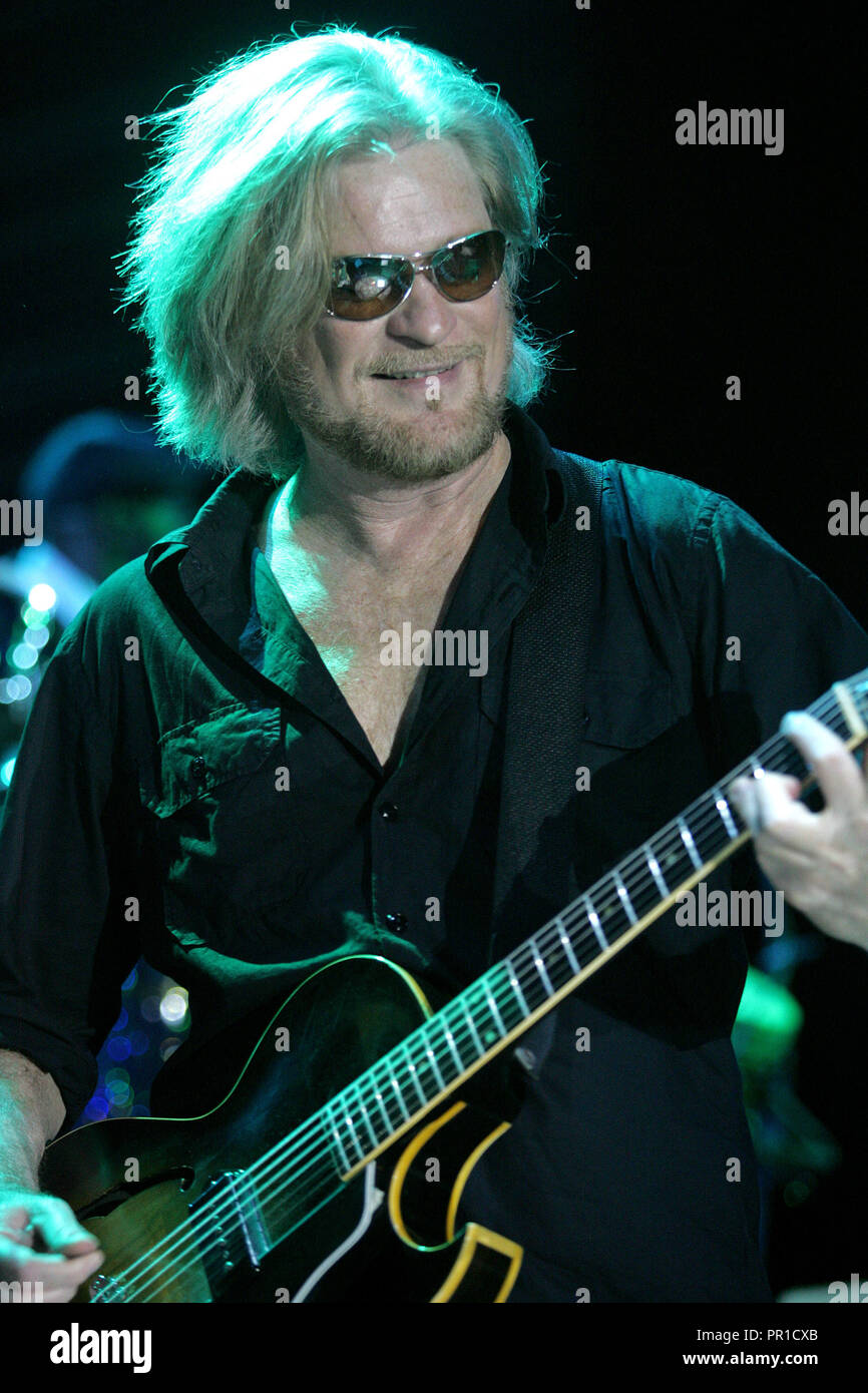 Daryl Hall con la Hall e Oates esegue in concerto a Pompano Beach anfiteatro in Pompano Beach, Florida il 30 maggio 2010. Foto Stock