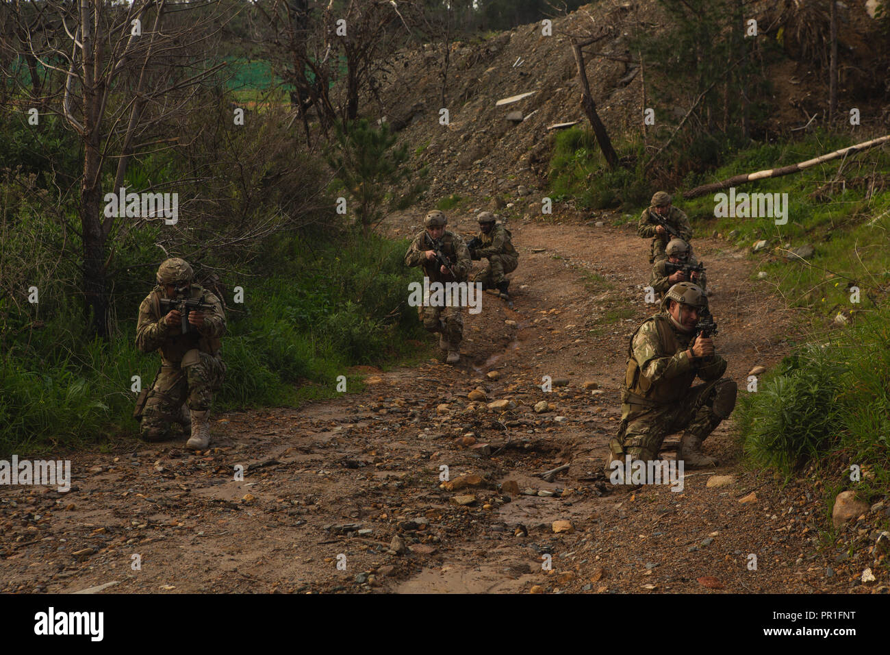 I militari della formazione durante la formazione militare Foto Stock
