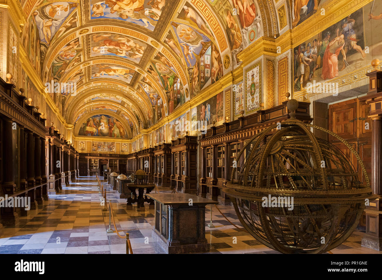 San Lorenzo de El Escorial, Provincia di Madrid, Spagna. La Biblioteca Reale o Royal Library, nel monastero di El Escorial. La libreria è stata fondata Foto Stock