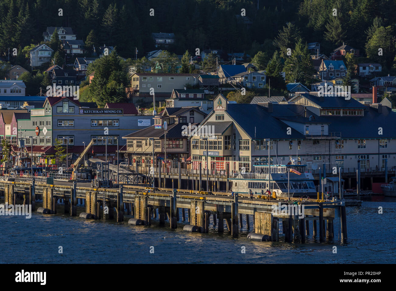 Ketchikan in Alaska, Stati Uniti d'America - 2 agosto 2018. Vista di Ketchikan, Alaska dalla partenza nave criise Foto Stock