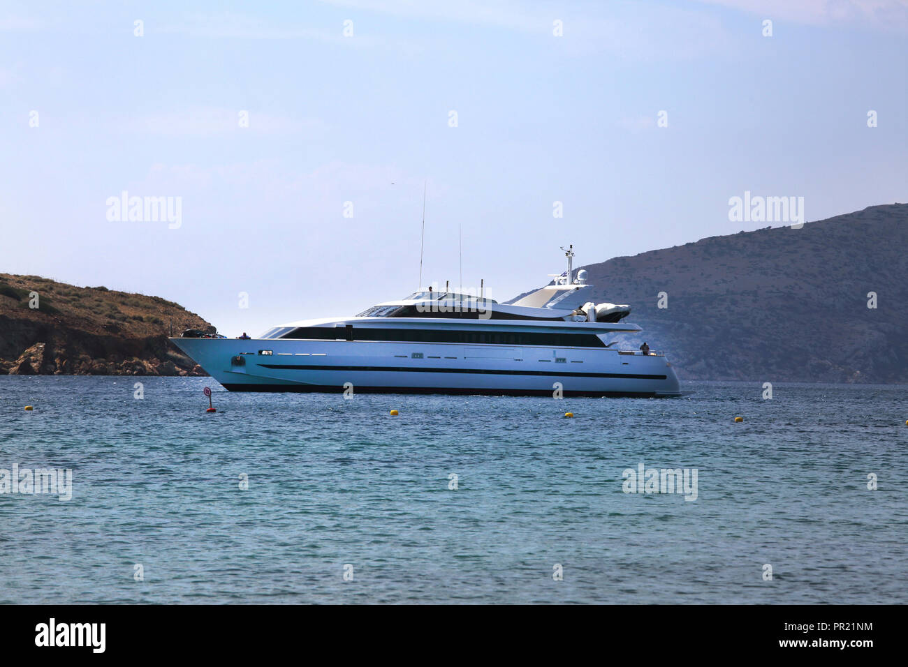 Attica Grecia Sounion Beach Yacht ormeggiati Foto Stock