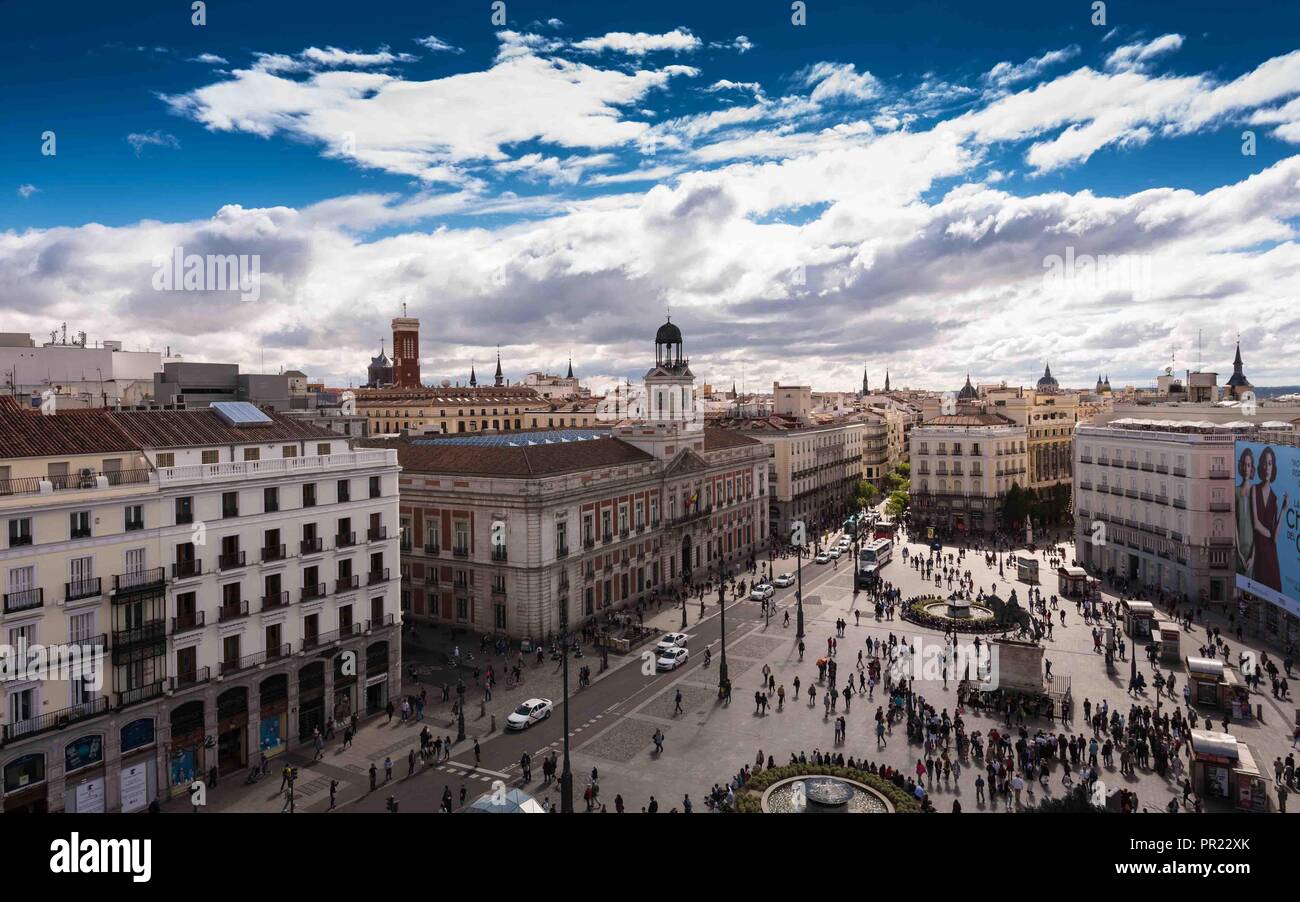 Vista sul tetto della Plaza de La Puerta del Sol - Madrid Foto Stock