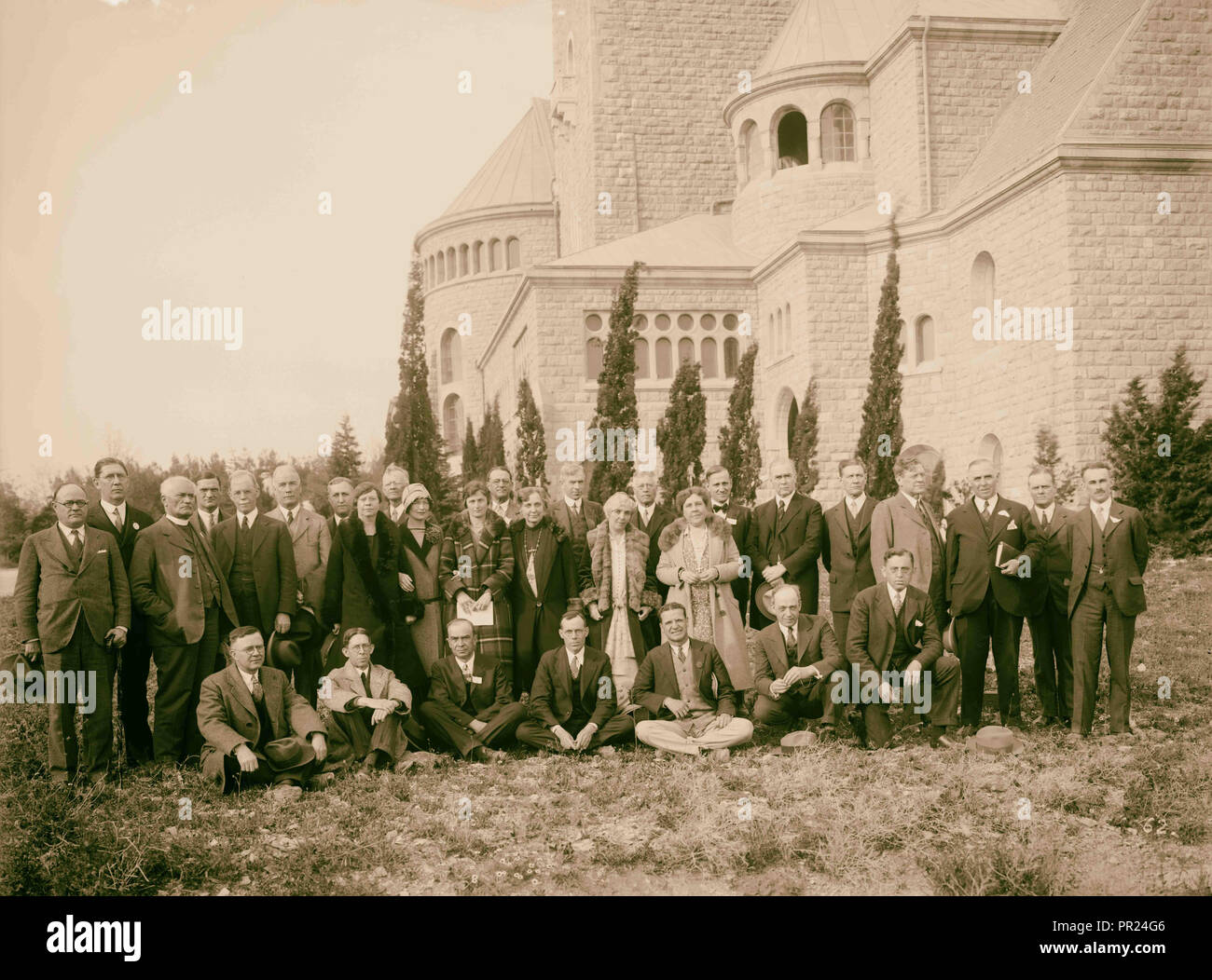 I.M.C., missionaria internazionale i delegati del consiglio di fronte la Chiesa tedesca, Olivet, 1928. 1928, Gerusalemme, Israele Foto Stock
