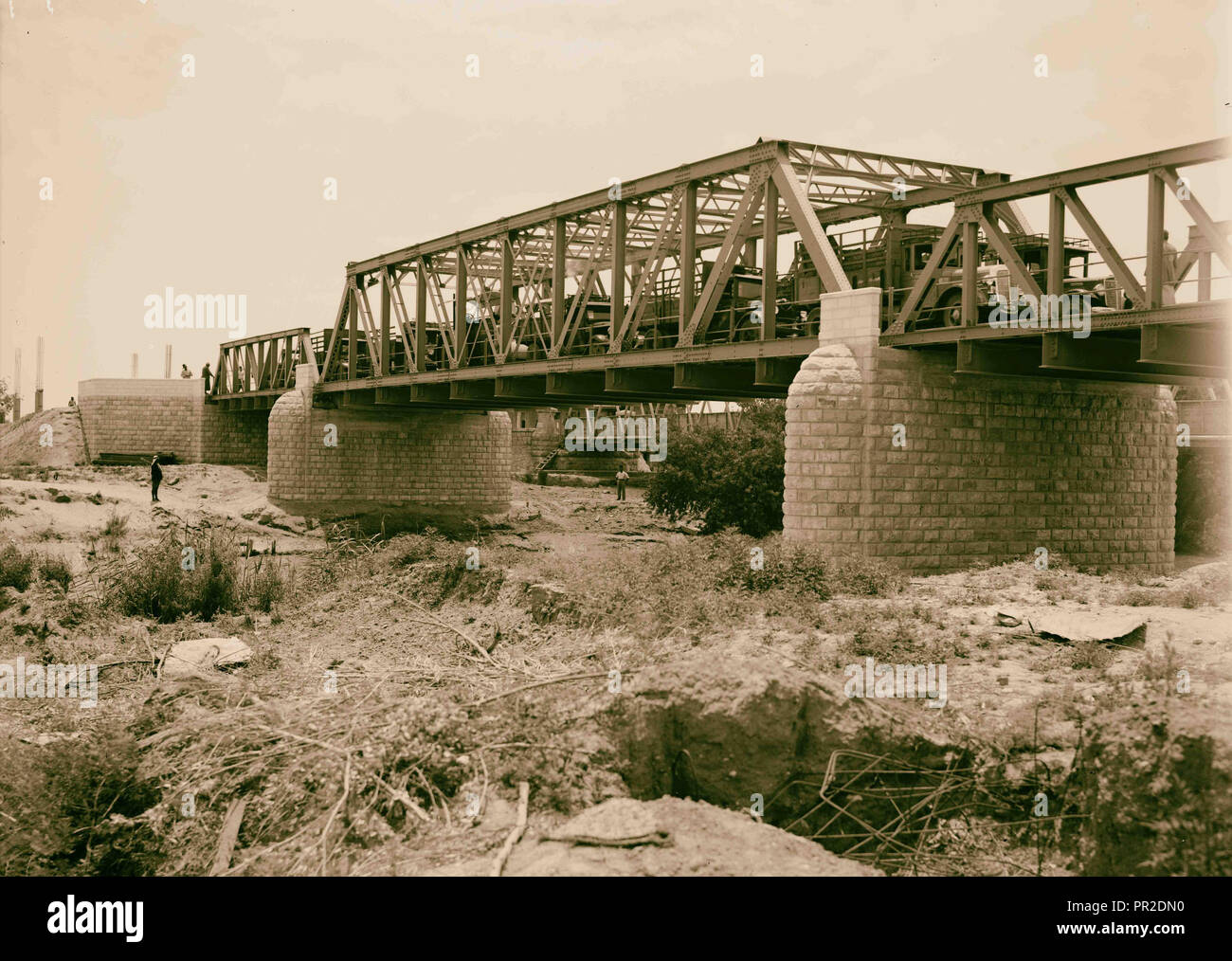 Ponte di Allenby sotto test 1934, il Ponte di Allenby, è un ponte che attraversa il fiume Giordano vicino alla città di Gerico Foto Stock