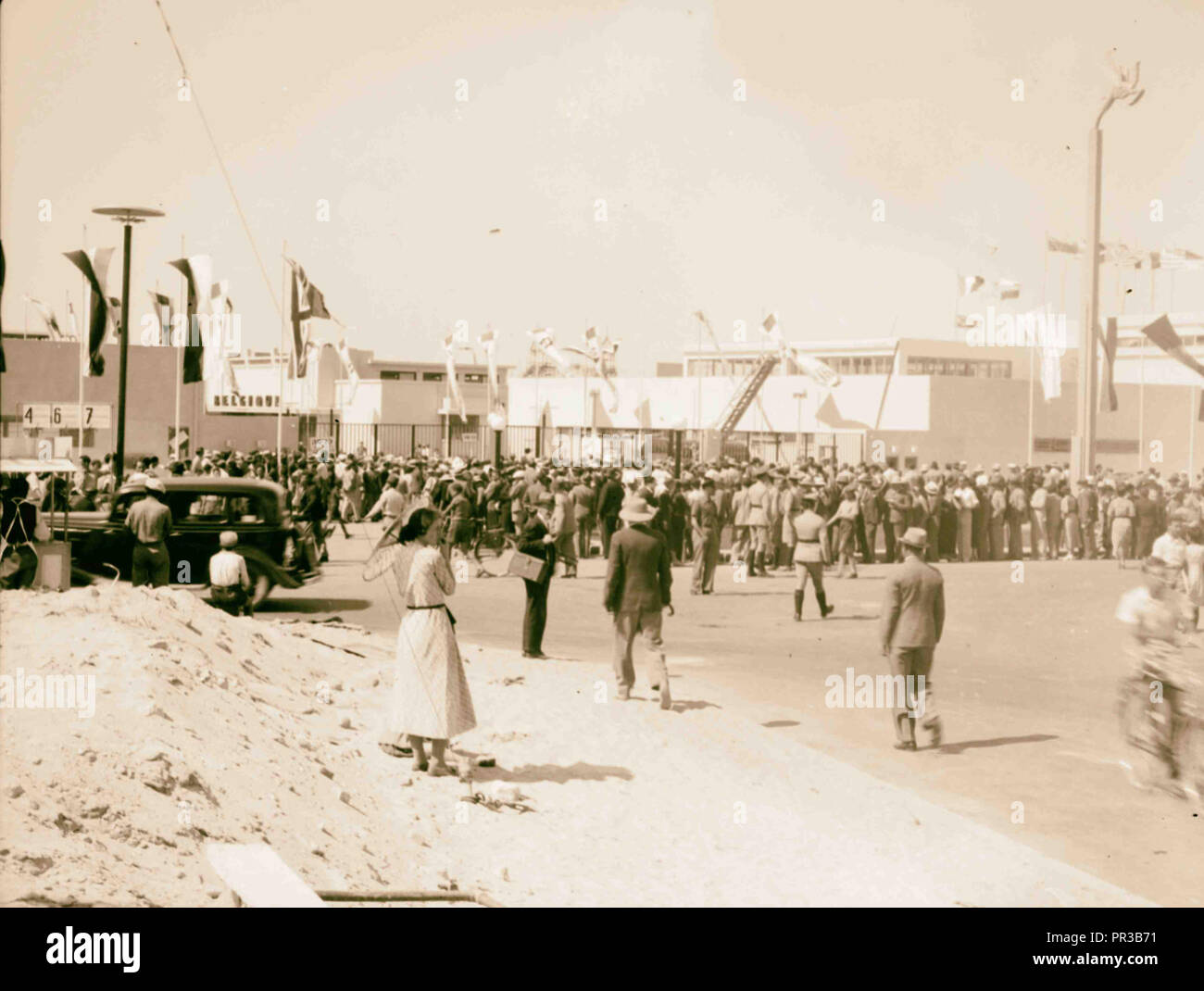 Apertura della Fiera di Levante. Tel Aviv Ap[ril] 30, 1936. Viste generali. 1936, Israele, Tel Aviv Foto Stock