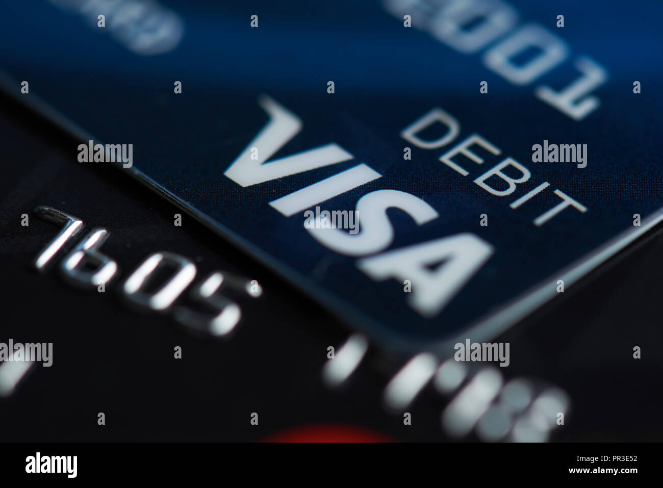 New york, Stati Uniti d'America - 27 settembre 2018: Visa Debit Card close up su sfondo sfocato Foto Stock