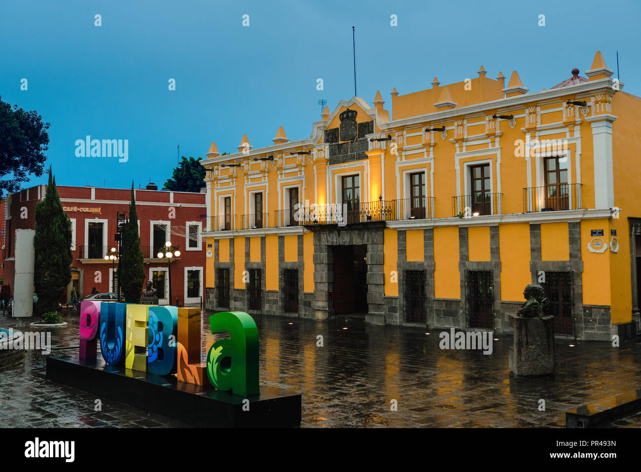Principali Theature in Puebla su una serata ad umido Foto Stock