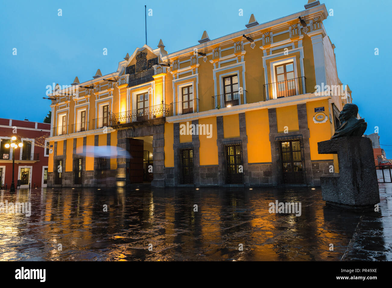 Principali Theature in Puebla su una serata ad umido Foto Stock