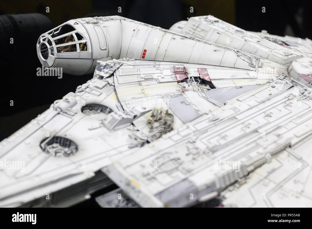 Tokyo, Giappone. 29Sep, 2018. Un Bandai Star Wars in plastica kit modello "MILLENIUM Falcon'' sul display durante la 58ma tutto il Giappone e modello Hobby Show in Tokyo Big Sight. La mostra annuale introduce hobby merci quali modelli in plastica, action figure, fuchi e soffice come l'aria cannoni da settembre 28-30. Credito: Rodrigo Reyes Marin/ZUMA filo/Alamy Live News Foto Stock