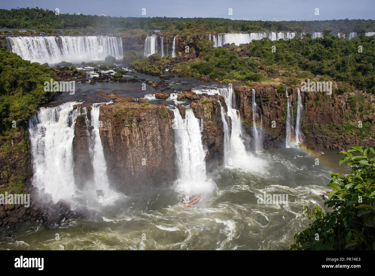 Una vista parziale delle Cascate Iguazu in Argentina Foto Stock