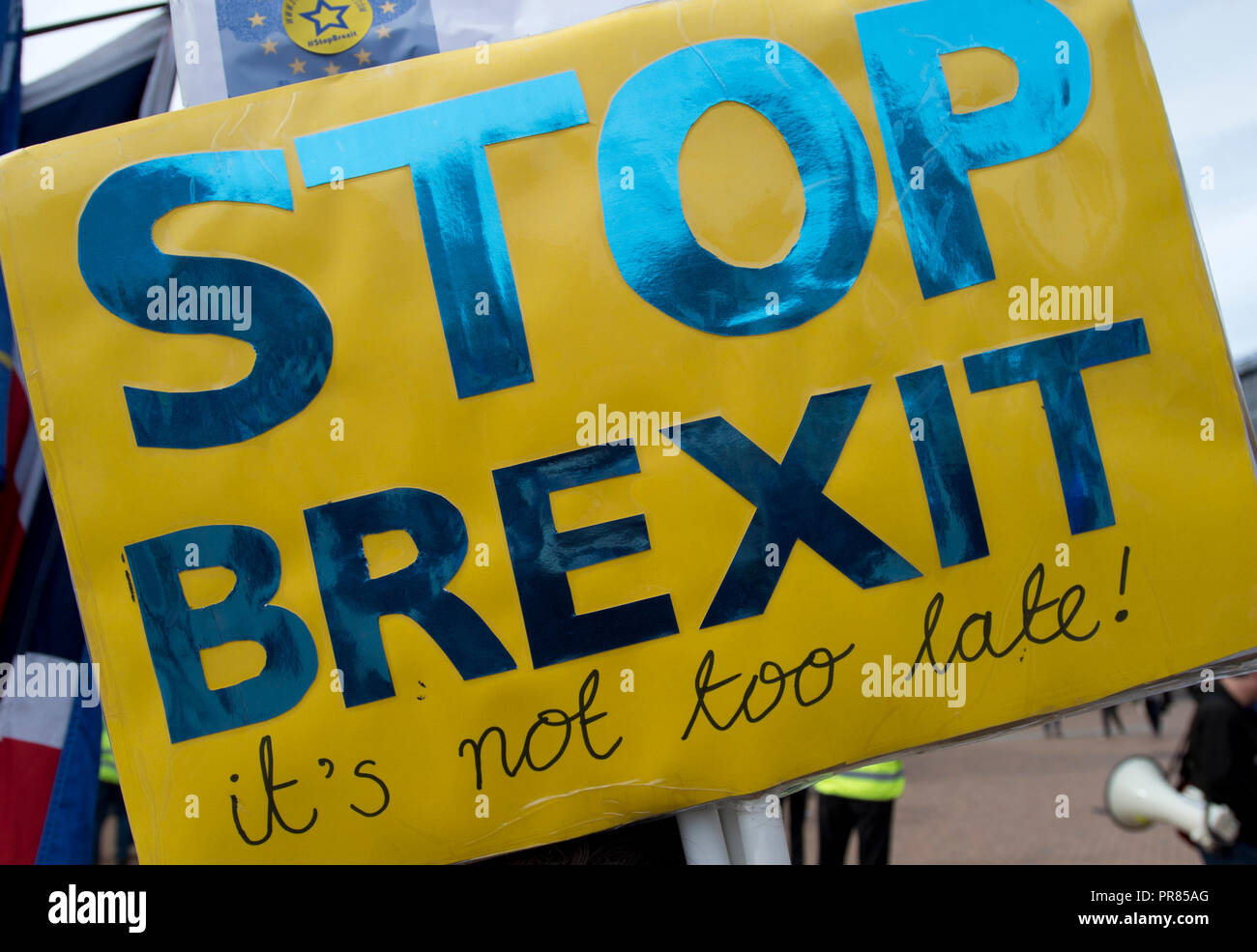 Birmingham, Regno Unito. Il 30 settembre 2018. Un segno legge Brexit di arresto ad un anti-Brexit rally in Birmingham Il Victoria Square vicino al congresso del Partito Conservatore di Birmingham. © Russell Hart/Alamy Live News. Foto Stock