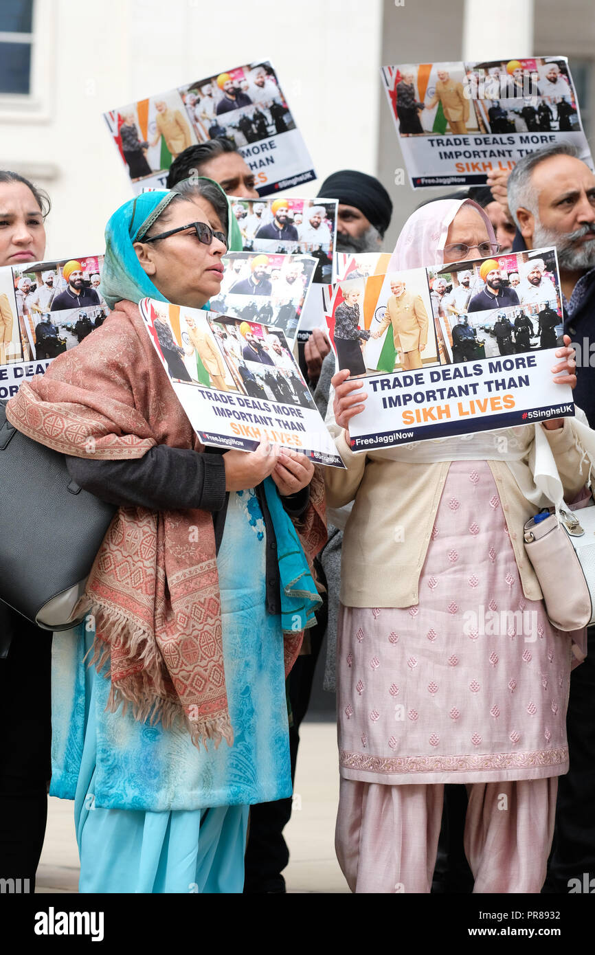 Birmingham, Regno Unito - 30 settembre 2018. I dimostranti si riuniscono per chiedere il rilascio di Jagtar Singh Johal, 31 anni Sikh inglesi dalla Scozia detenuti in India per quasi un anno - la protesta è stata organizzata dalla Libera Jaggi ora gruppo. Foto Steven Maggio / Alamy Live News Foto Stock