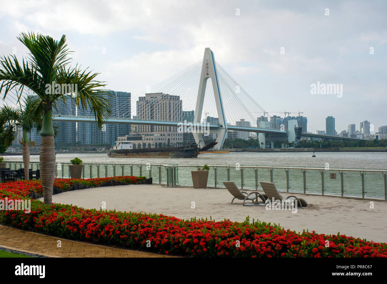 Haikou secolo Bridge, Hainan in Cina Foto Stock
