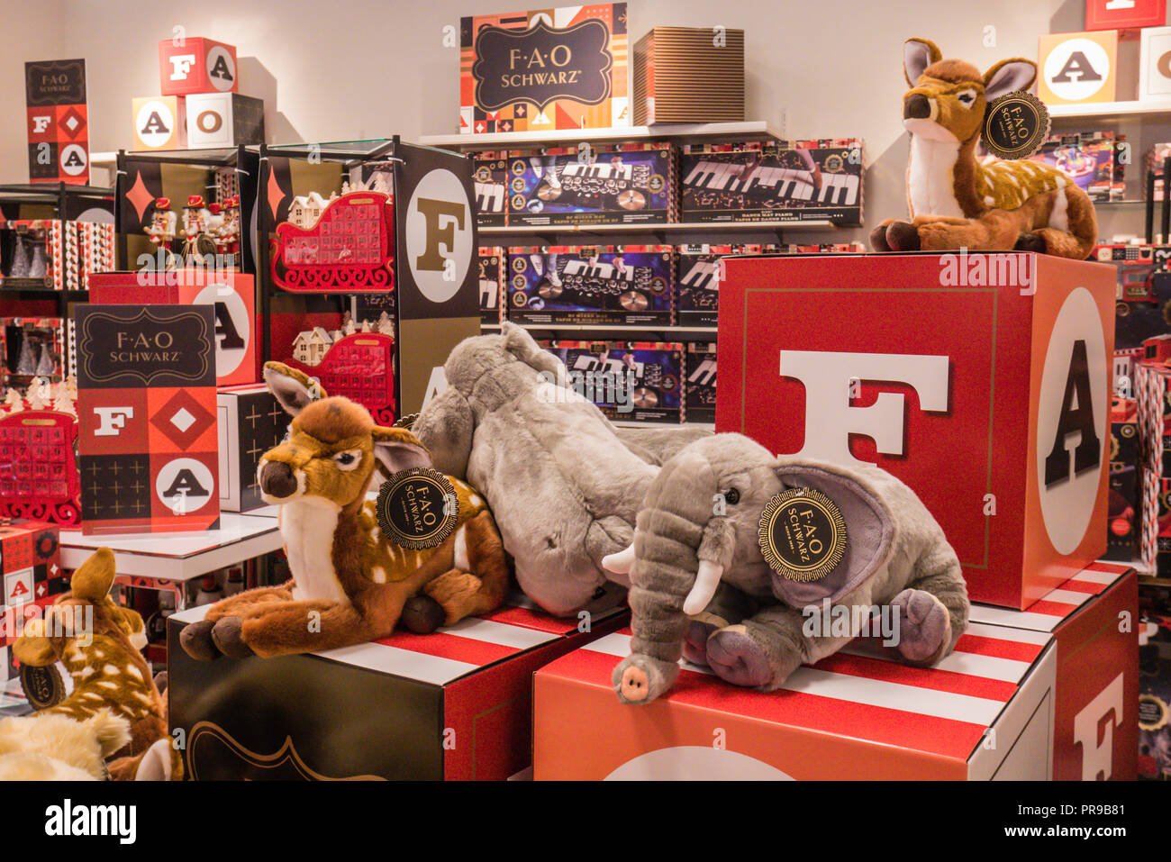 All'interno di FAO Schwarz più antico negozio di giocattoli Foto Stock