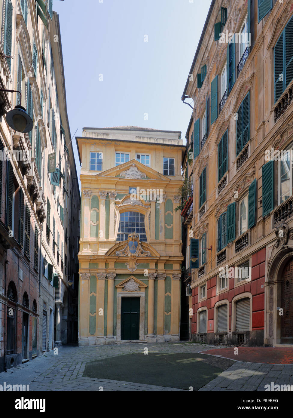 Genova, Italia - 6 Agosto 2018: Chiesa del Santo Nome di Maria e dei Santi Angeli Custodi nel centro di Genova. Situato a pochi metri di distanza dall'Cathedr Foto Stock