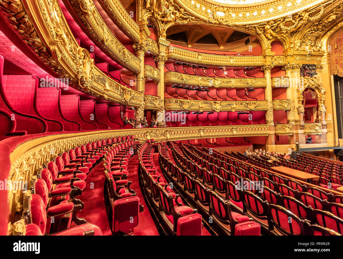 Il Palais Garnier (Opera Garnier) di Parigi, Francia. Esso è stato originariamente chiamato La Salle des Capucines Foto Stock