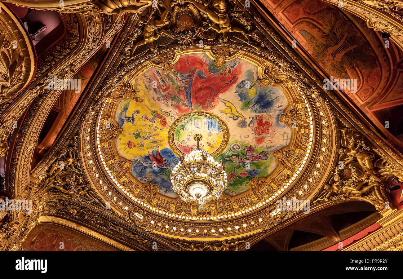 Il Palais Garnier (Opera Garnier) di Parigi, Francia. Esso è stato originariamente chiamato La Salle des Capucines Foto Stock