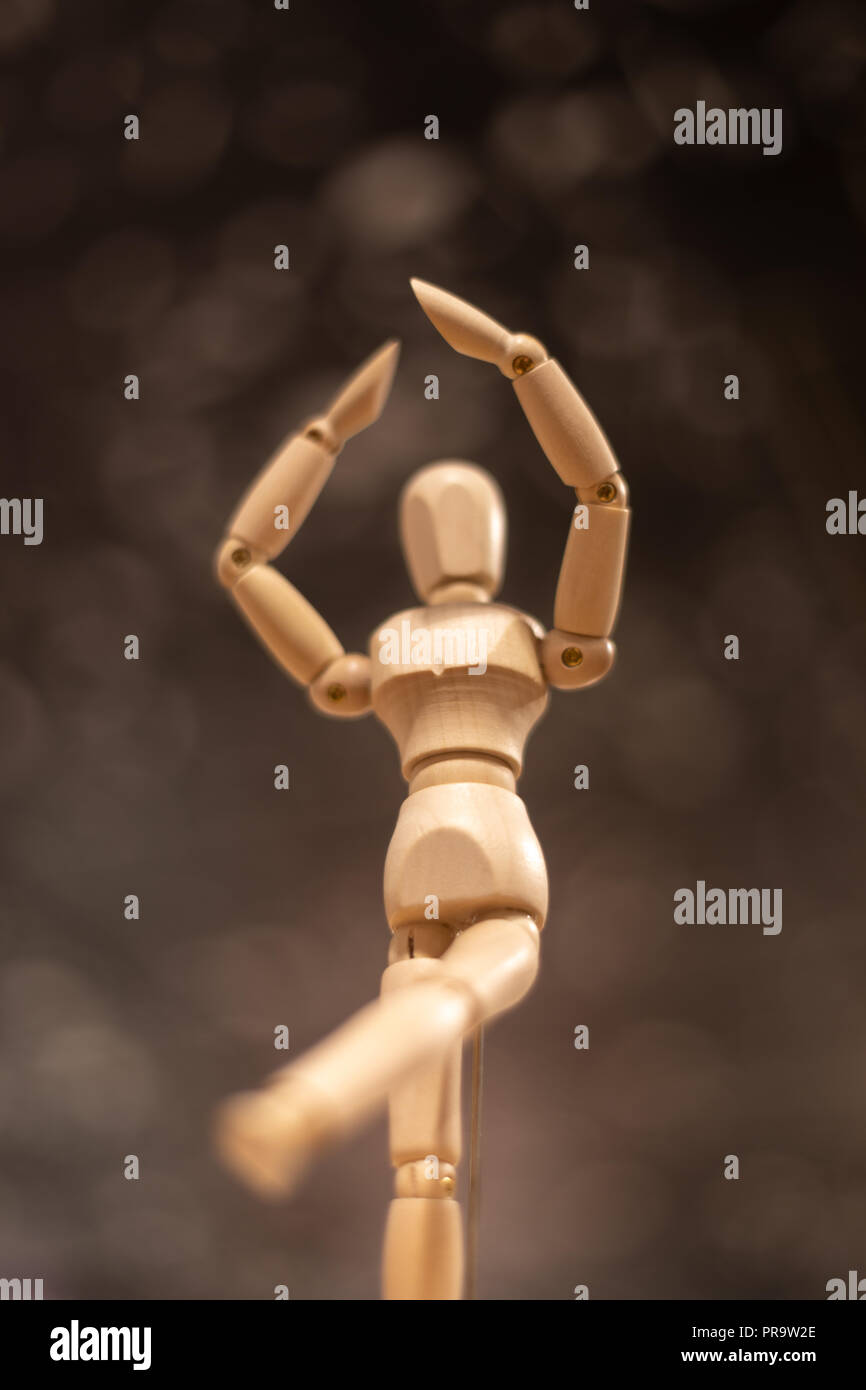 Manichini di vernice con un sfondo sfocato Foto Stock