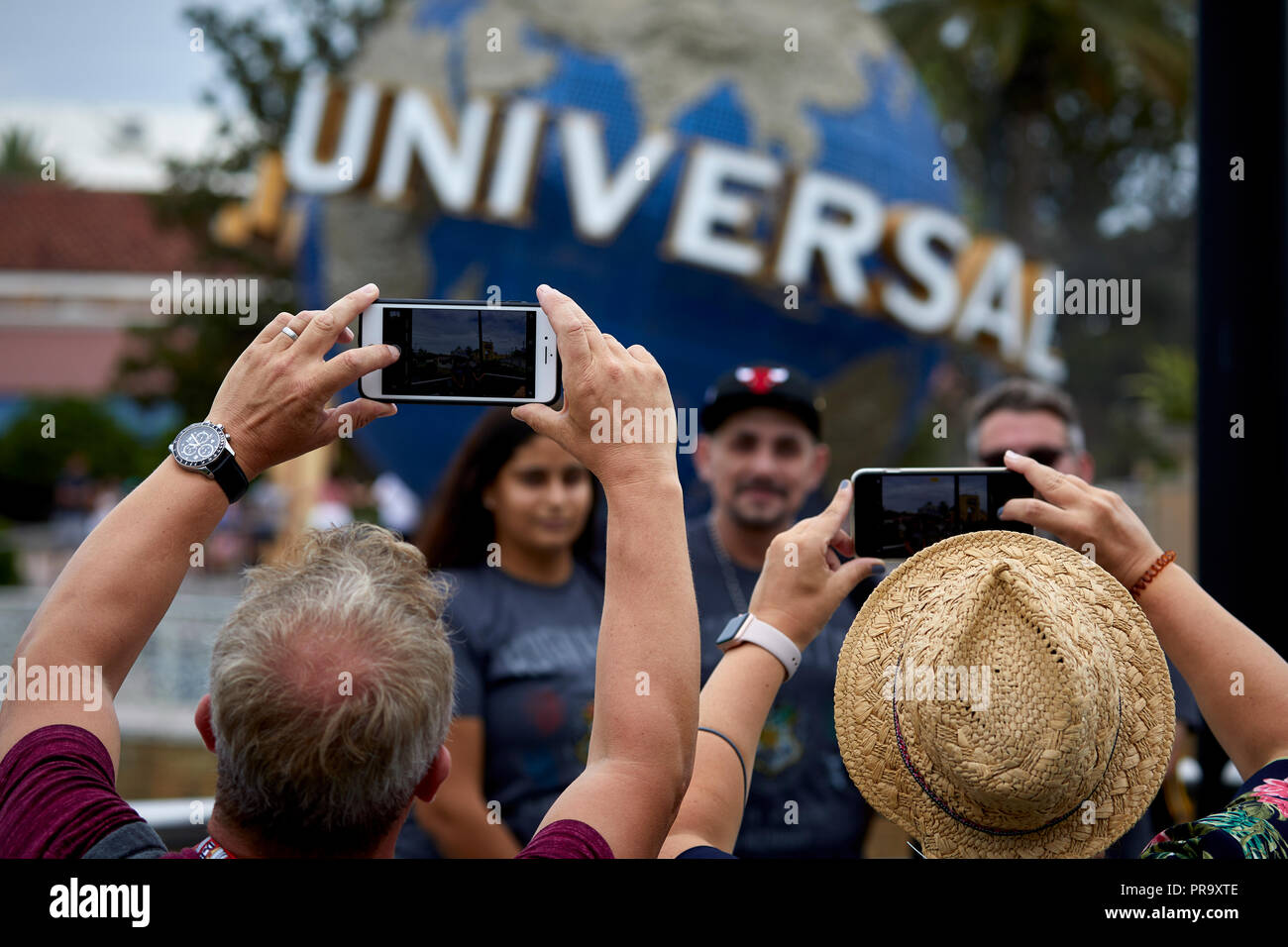 Universal Studios landmark globe all'entrata in Orlando Florida Foto Stock