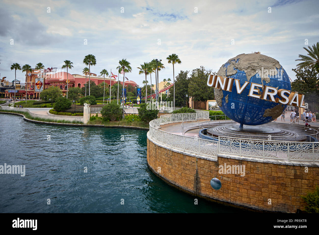 Universal Studios landmark globe all'entrata in Orlando Florida Foto Stock