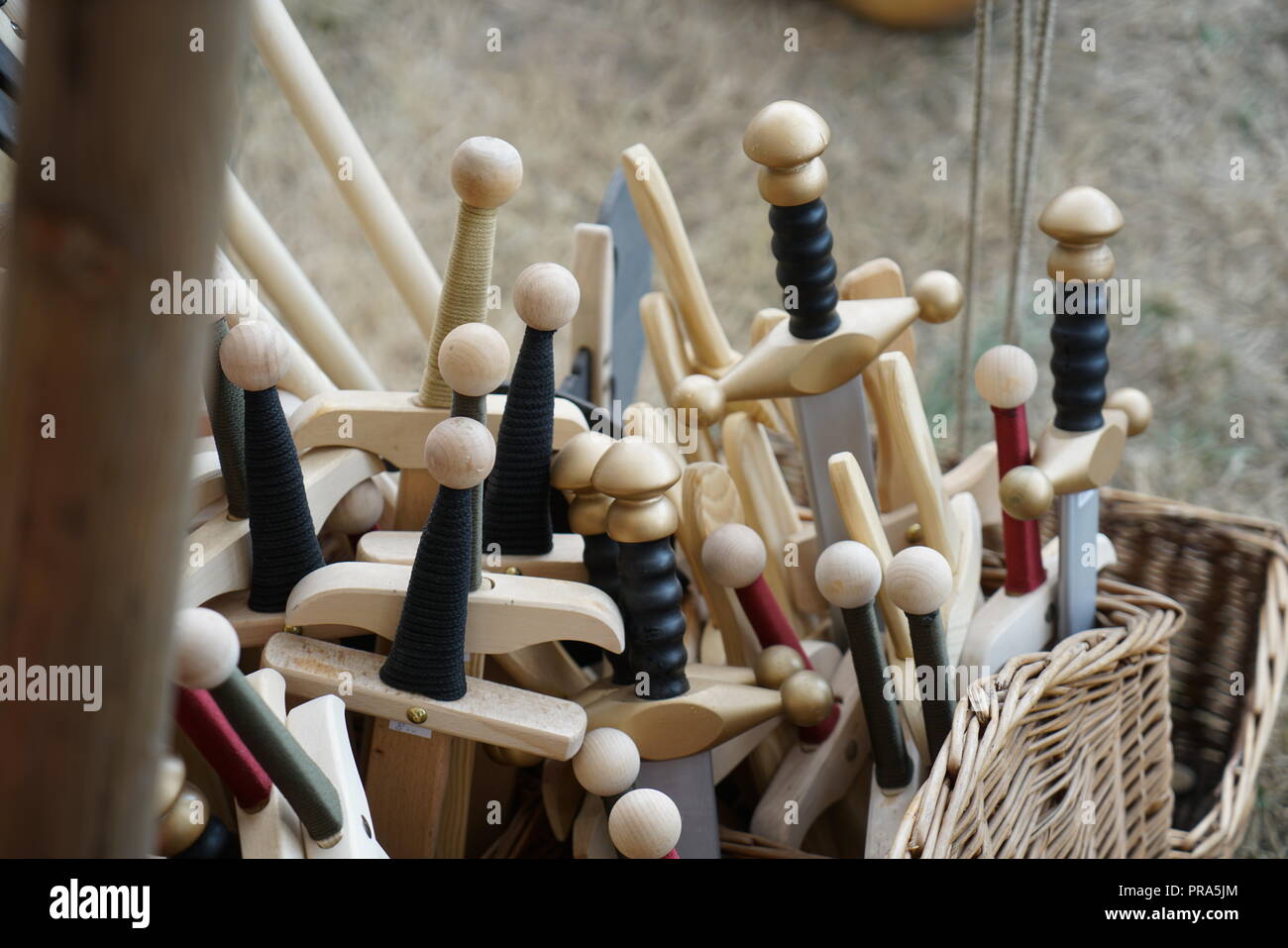 Primitiva di replica di armi da guerra visualizzata su un festival in Baviera Foto Stock