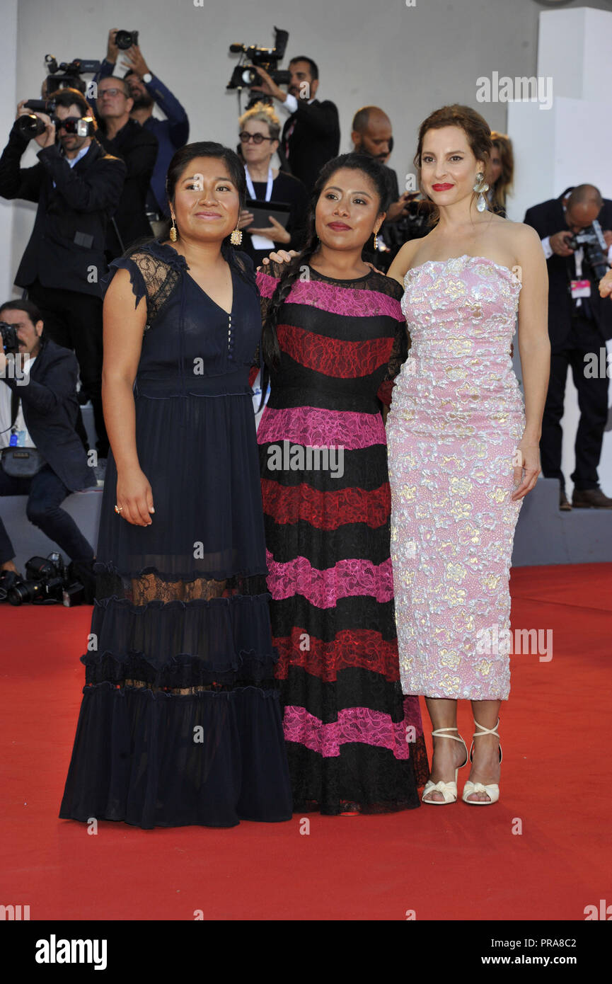 Settantacinquesimo Venice International Film Festival - Roma "Roma" - Premiere con: Nancy Garcia Garcia, Yalitza Aparicio, Marina de Tavira dove: Venezia, Italia, Italia Quando: 30 Ago 2018 Credit: IPA/WENN.com * * disponibile solo per la pubblicazione in UK, USA, Germania, Austria, Svizzera** Foto Stock