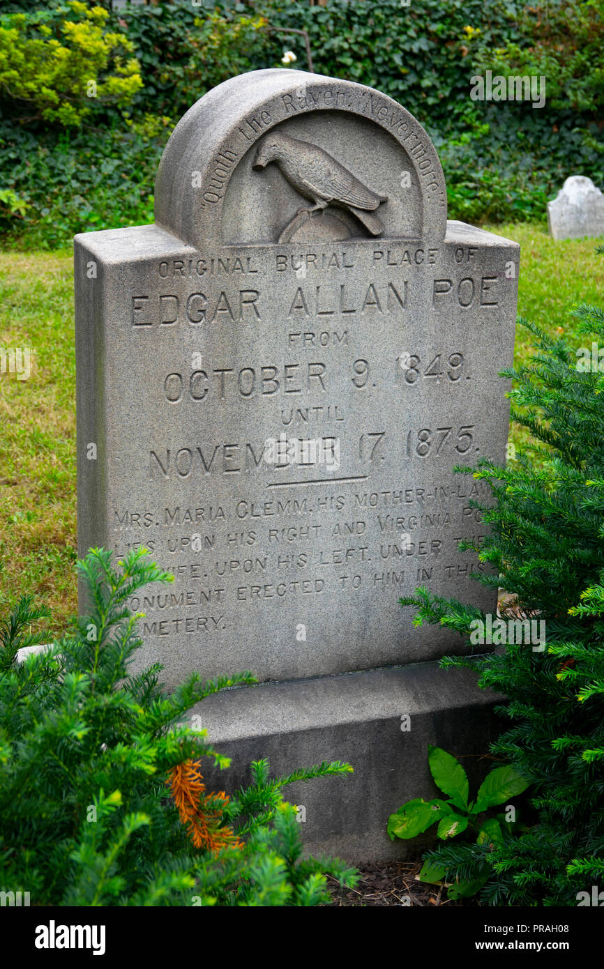Stati Uniti Maryland Baltimore MD Grave e luogo di sepoltura del poeta autore Edgar Allan Poe Foto Stock