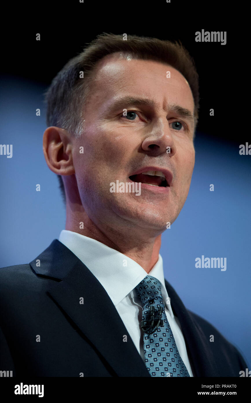 Birmingham, Regno Unito. Il 30 settembre 2018. Jeremy Hunt, Segretario di Stato per gli Affari Esteri e del Commonwealth e conservatore MP per South West Surrey, parla al congresso del Partito Conservatore di Birmingham. © Russell Hart/Alamy Live News. Foto Stock