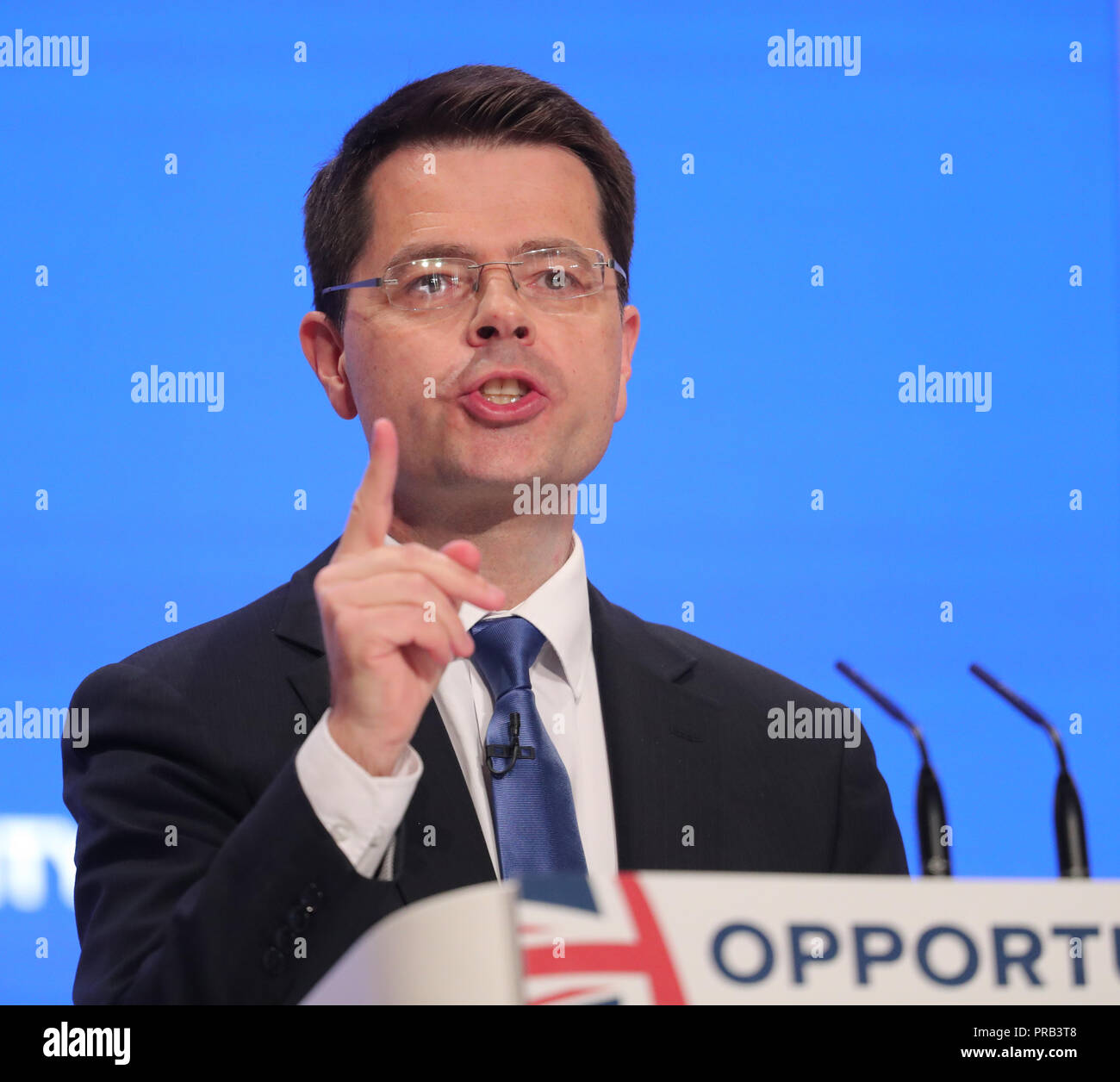 Birmingham, Regno Unito. 1° ottobre 2018. James Brokenshire Mp il Segretario di Stato per l'alloggiamento, la Comunità e il governo locale del Partito conservatore 2018 Conferenza Icc, Birmingham, Inghilterra 01 ottobre 2018 risolve il congresso del Partito Conservatore 2018 all'ICC, Birmingham, Inghilterra Credito: Allstar Picture Library/Alamy Live News Foto Stock