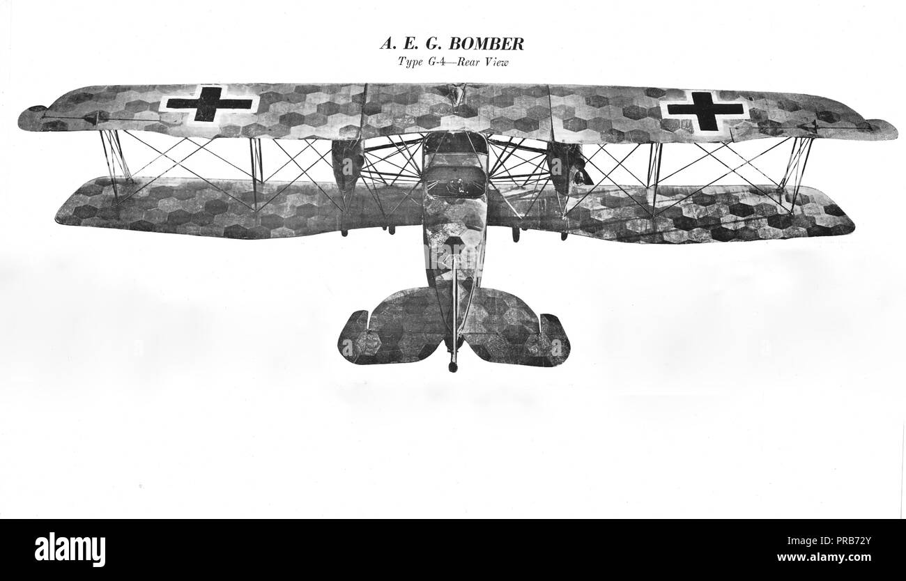 Novembre 1918 - tipi di aerei tedeschi. A.E.G. Bombardiere, tipo G4 Vista posteriore Foto Stock
