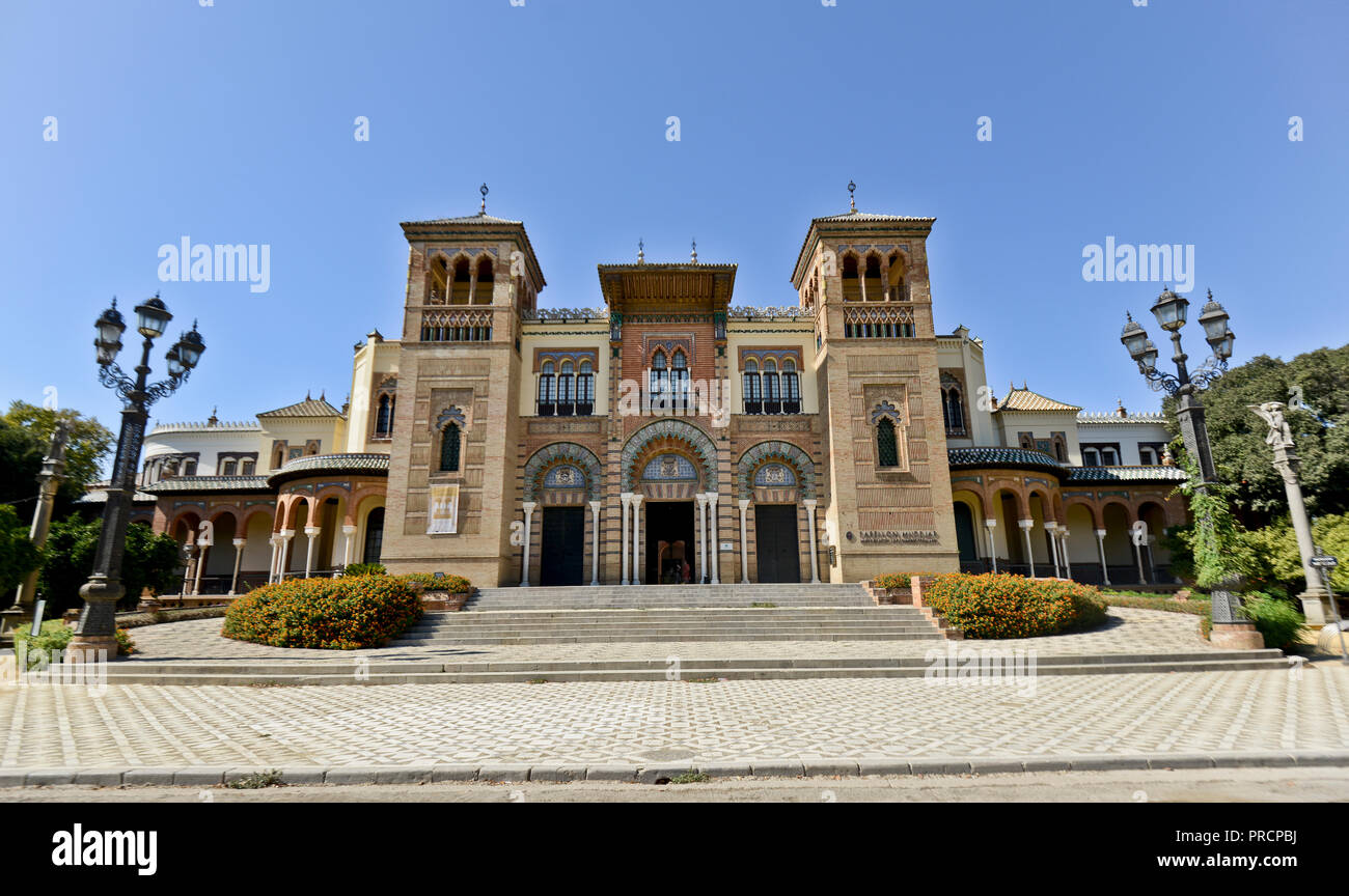 Museo de Artes y Costumbres Populares de Sevilla - Pabellon Mudejar. Siviglia, Spagna Foto Stock