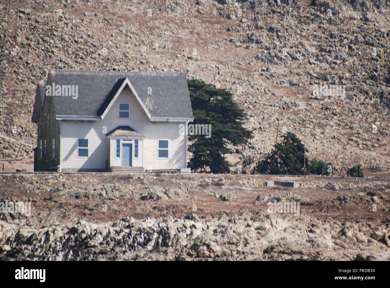 La casa su un terrazzo marino su Sudest Farallon Island, parte di una stazione di ricerca. Foto Stock