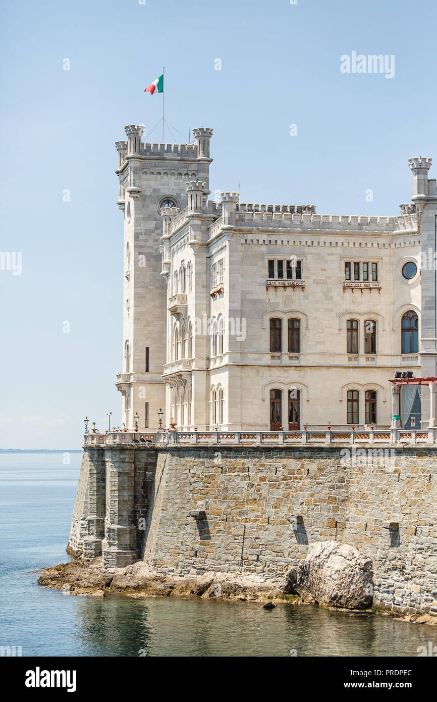 Il Castello di Miramare, Trieste, Italia, Europa Foto Stock