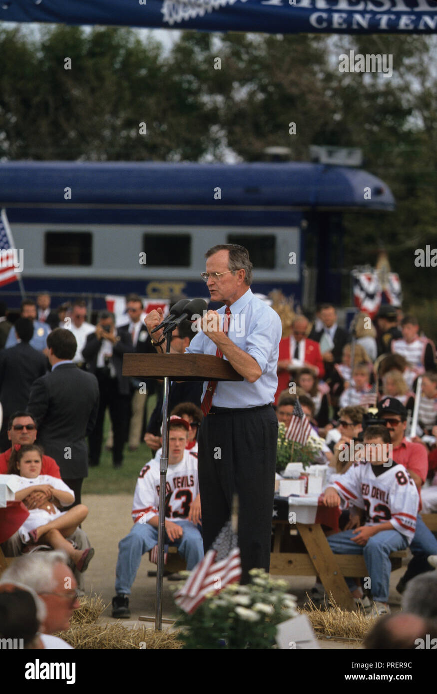 George HW Bush (bussola 41), su di un treno campagna in ottobre 1992, fotografia di Dennis Brack bb24 Foto Stock