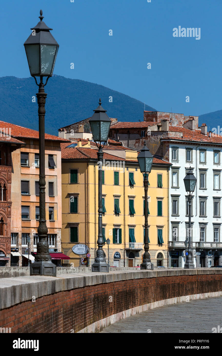 La città di Pisa in Toscana la regione dell'Italia centrale sul fiume Arno. Foto Stock