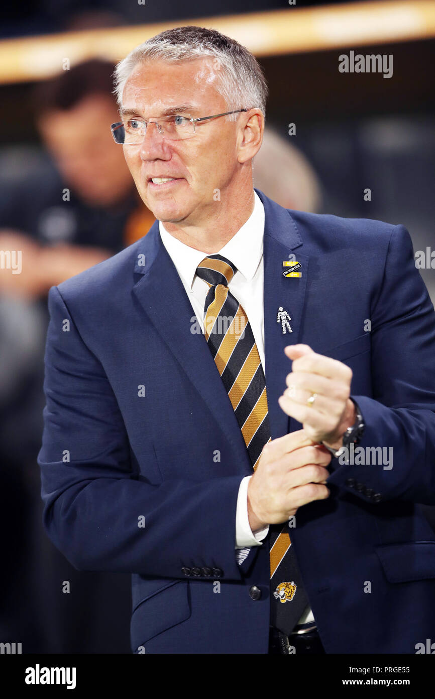 Hull City Manager Nigel Adkins durante la partita del campionato Sky Bet allo stadio KC di Hull. PREMERE ASSOCIAZIONE foto. Data immagine: Martedì 2 ottobre 2018. Vedi storia di PA CALCIO Hull. Il credito fotografico dovrebbe essere: Danny Lawson/PA Wire. RESTRIZIONI: Nessun utilizzo con audio, video, dati, elenchi di apparecchi, logo di club/campionato o servizi "live" non autorizzati. L'uso in-match online è limitato a 120 immagini, senza emulazione video. Nessun utilizzo nelle scommesse, nei giochi o nelle pubblicazioni di singoli club/campionati/giocatori Foto Stock
