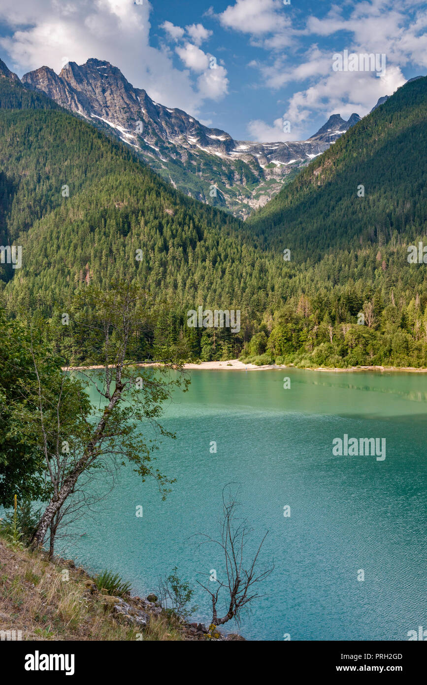 Piramide di picco, Picco Pinnacolo, Paolo Bunyans moncone, Parco Nazionale delle Cascate del Nord, su Diablo lago, dal North Cascades Highway, nello stato di Washington, USA Foto Stock