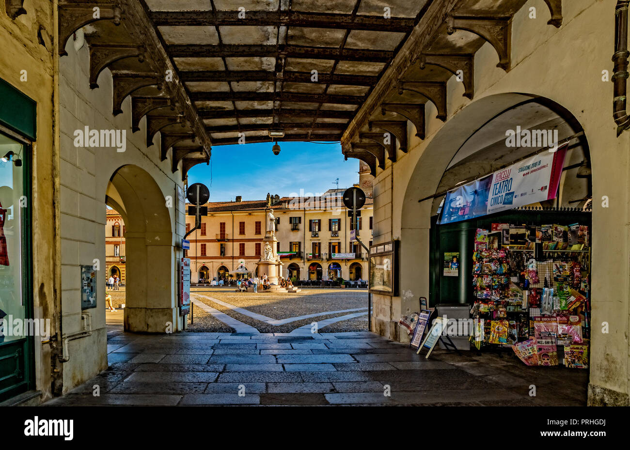 Italia Piemonte Vercelli scorcio di Piazza Cavour Foto Stock