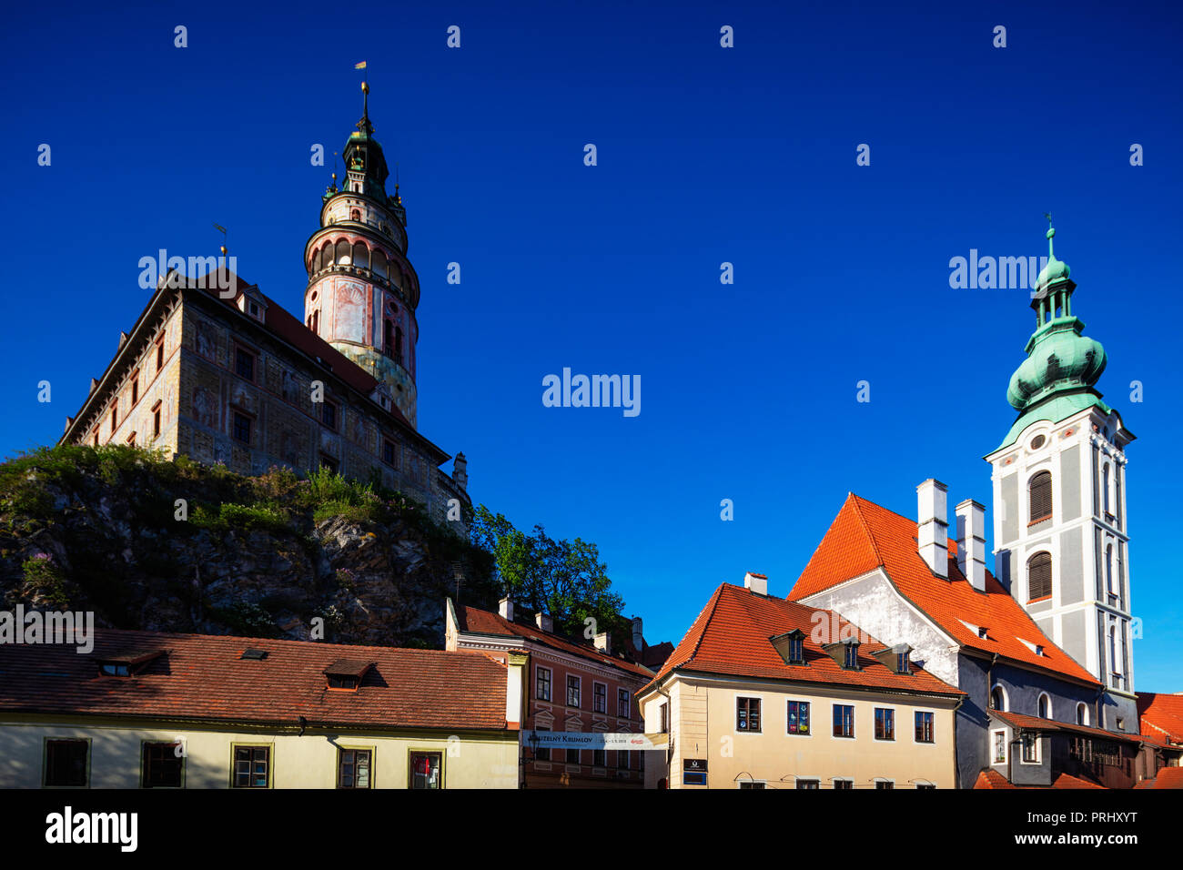 Europa, Repubblica Ceca, Boemia Meridionale Regione, Cesky Krumlov, sito Unesco, castello di Cesky Krumlov risalente al 1240 costruito da Witigonen e Rosenberg fa Foto Stock