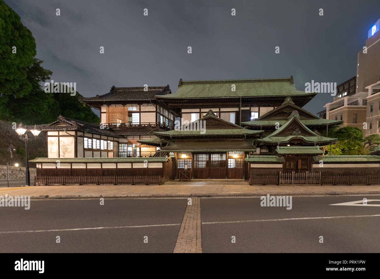 MATSUYAMA, Giappone - 25 giugno 2017: Dogo Onsen bath house. Si tratta di uno dei più antichi bagni case nel paese. Foto Stock