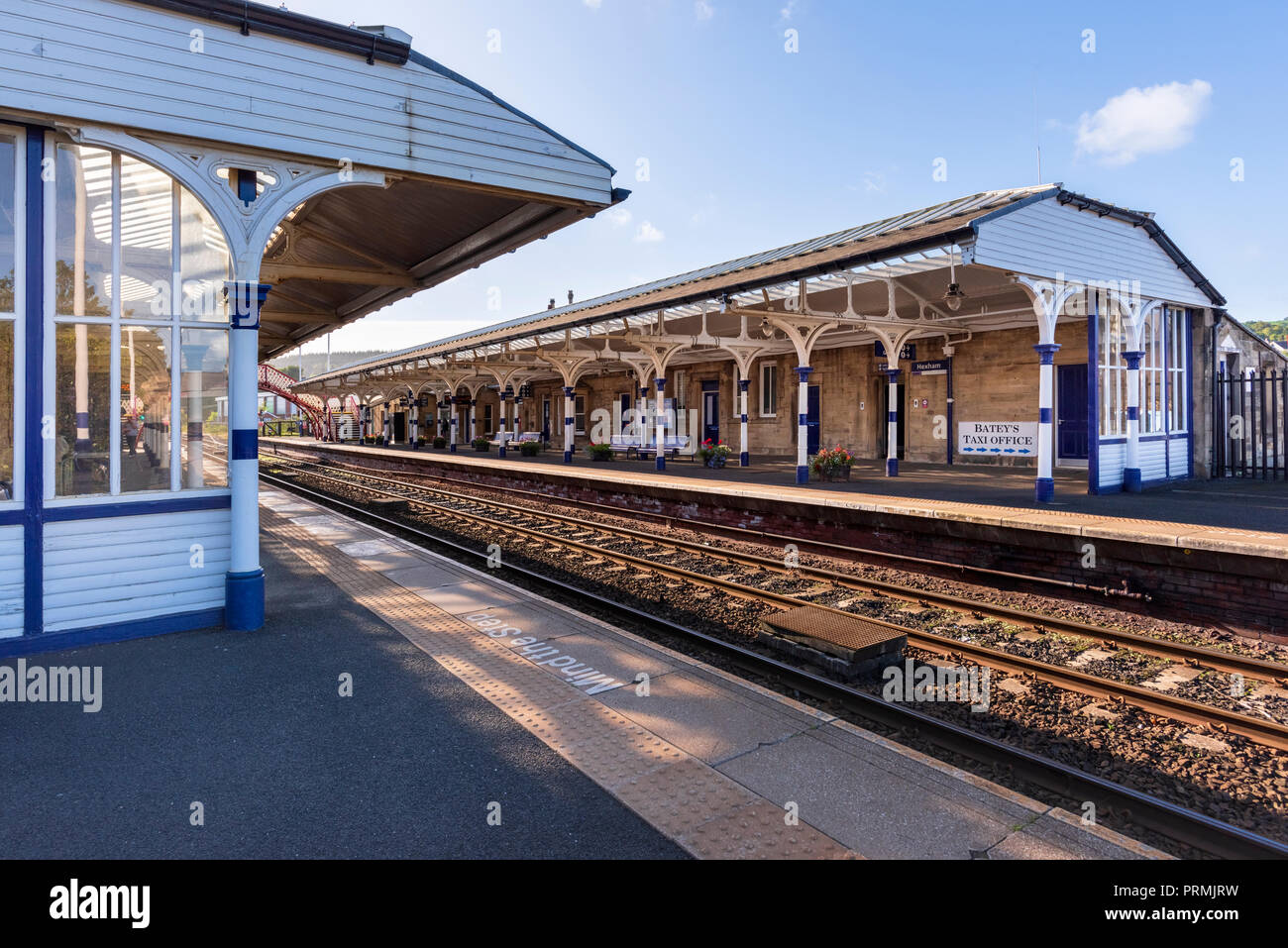 Hexham stazione ferroviaria piattaforma in Northumberland Foto Stock