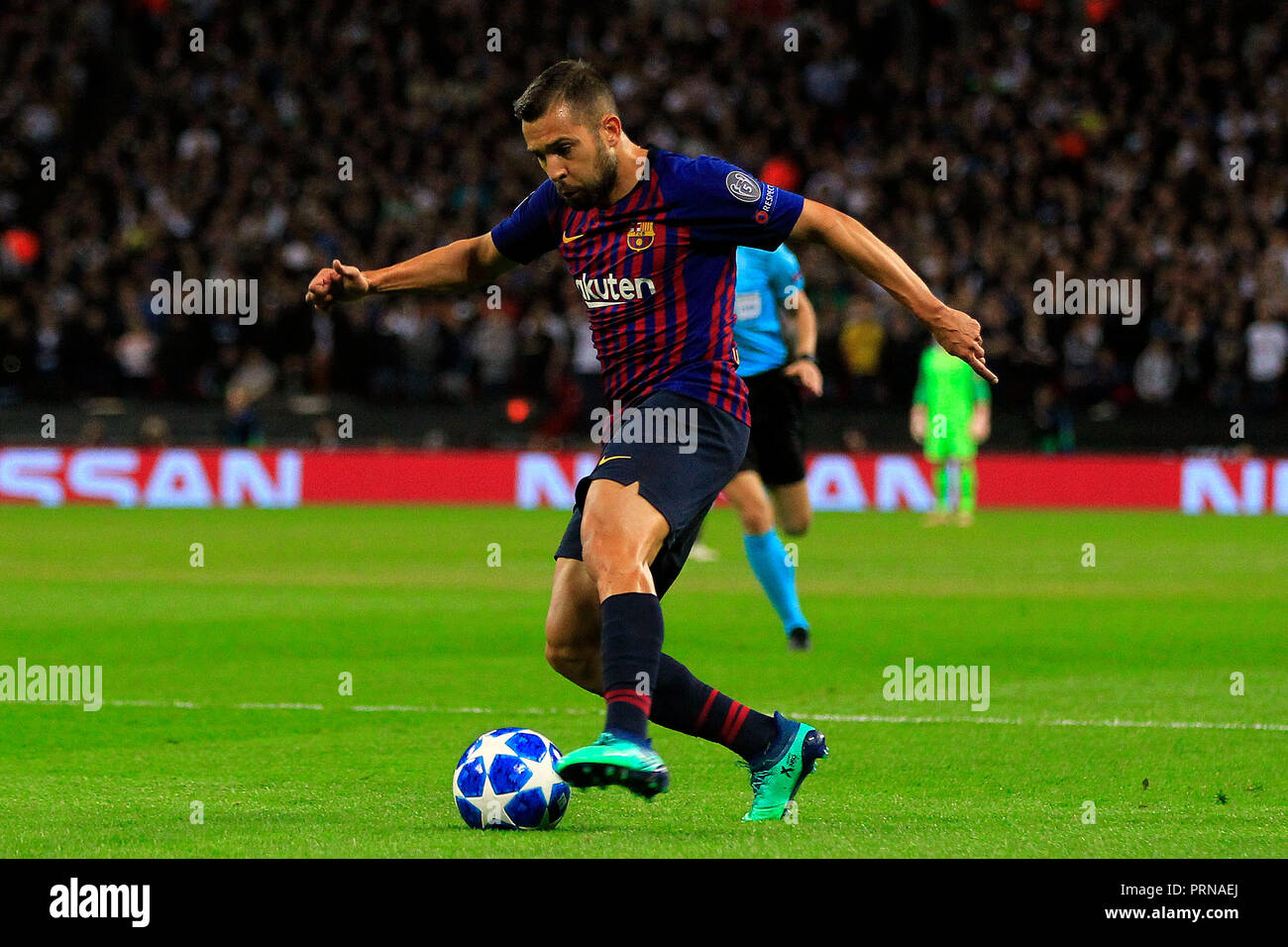 Lo stadio di Wembley, Londra, Regno Unito. 3° OTT 2018. Sergio Basquets di Barcellona in azione. La UEFA Champions League, gruppo B, Tottenham Hotspur v Barcellona allo Stadio di Wembley a Londra Mercoledì 3 ottobre 2018. Questa immagine può essere utilizzata solo per scopi editoriali. Solo uso editoriale, è richiesta una licenza per uso commerciale. Nessun uso in scommesse, giochi o un singolo giocatore/club/league pubblicazioni . pic da Steffan Bowen/Andrew Orchard fotografia sportiva/Alamy Live news Foto Stock