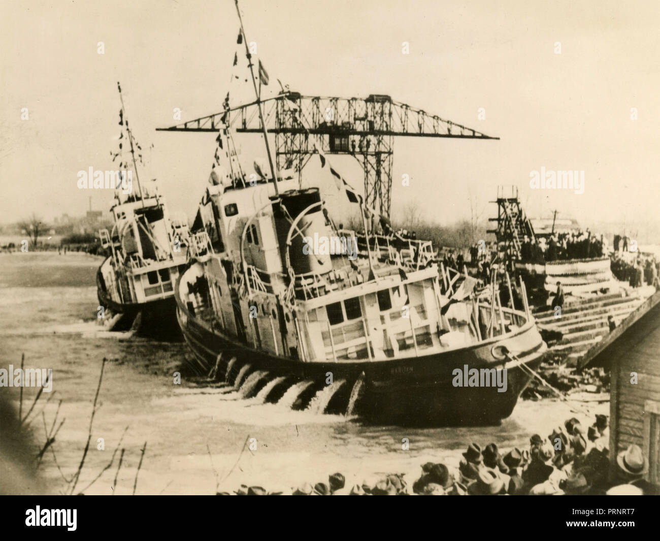 Il lancio di pesce throwlers, 1930s Foto Stock