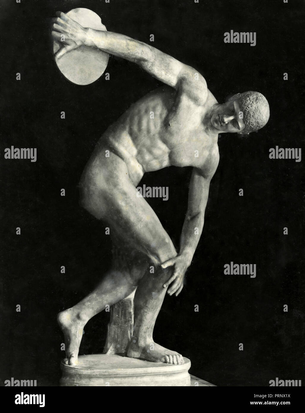 Discus thrower statua di Castel Porziano, Italia Foto Stock