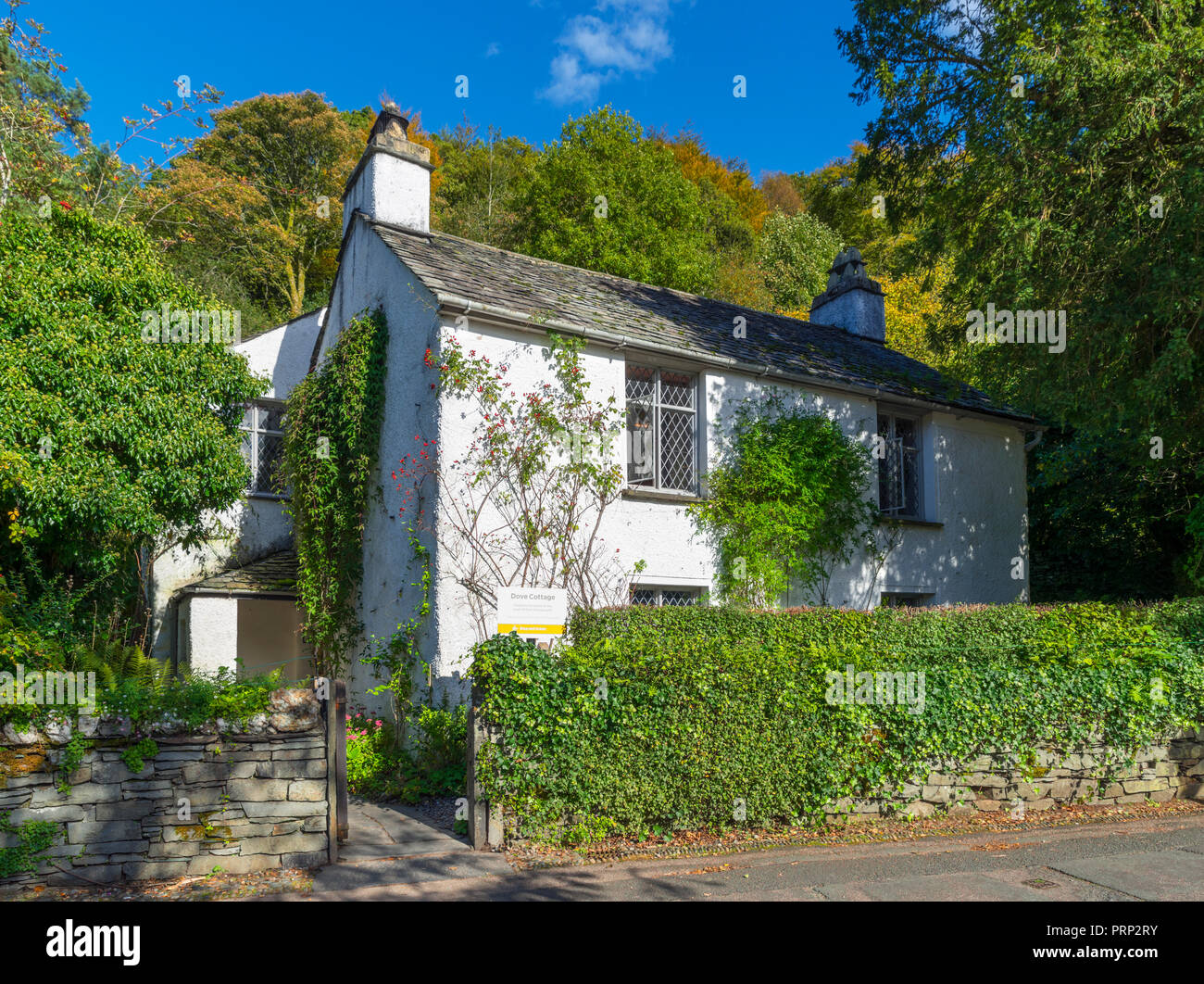 Dove Cottage, casa del poeta William Wordsworth e sua sorella Dorothy Wordsworth, Grasmere, Lake District National Park, Cumbria, Regno Unito Foto Stock
