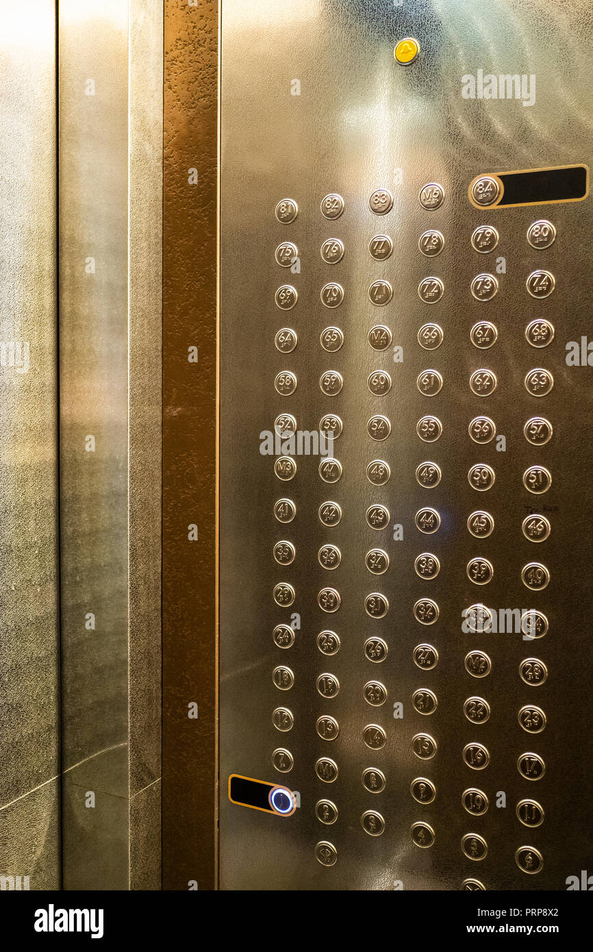 Pulsanti dell'ascensore immagini e fotografie stock ad alta risoluzione -  Alamy