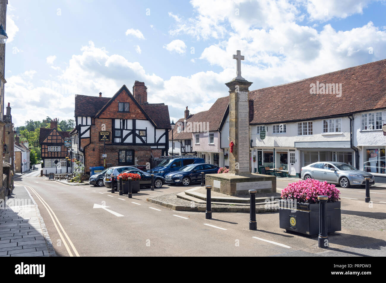 War Memorial, Church Hill, Midhurst, West Sussex, in Inghilterra, Regno Unito Foto Stock